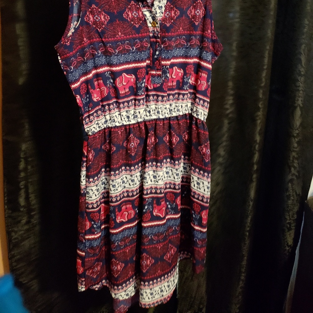 Dress - Picture 2 of 2